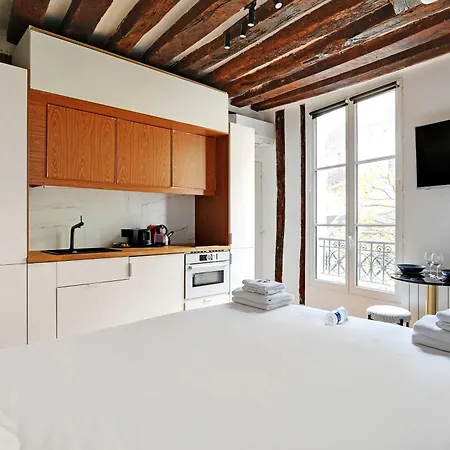 Charming A-c - 2p - Le Marais شقة *